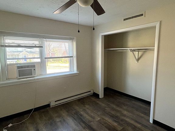 4th image of 1555 Chestnut St #27