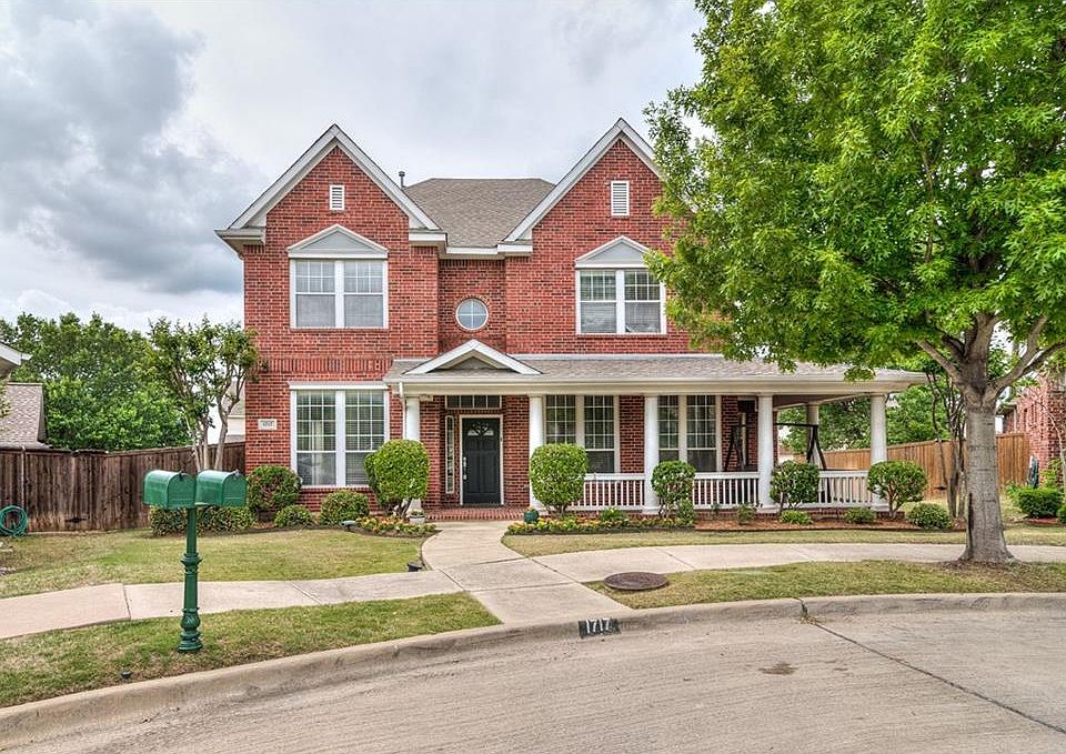 1st image of 1717 Ivy Ln