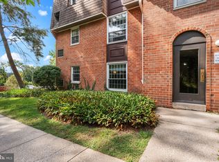 4000 Gypsy Ln UNIT 637, Philadelphia, PA 19129