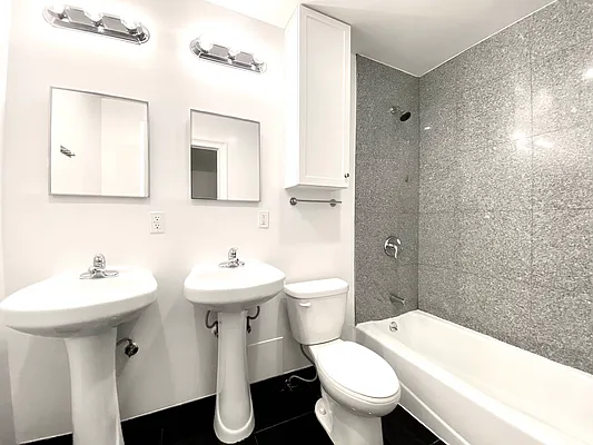 Rented by REAL New York | media 29