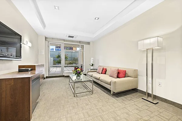 Sold by Compass | media 14