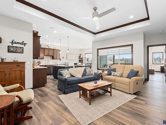 5th image of 5001 E Cattail Dr