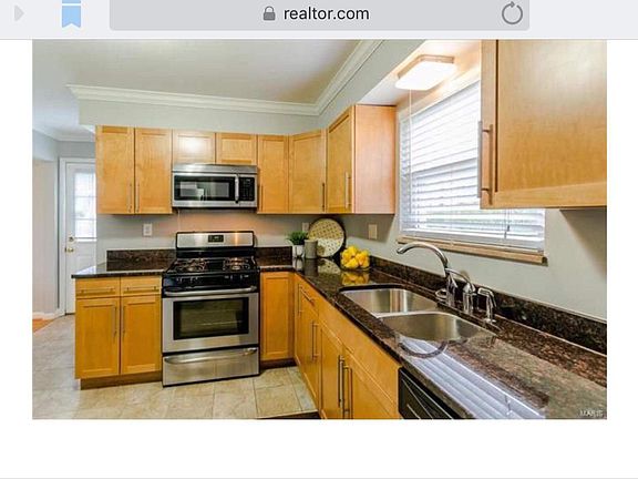 5th image of 8811 Iroquois Dr
