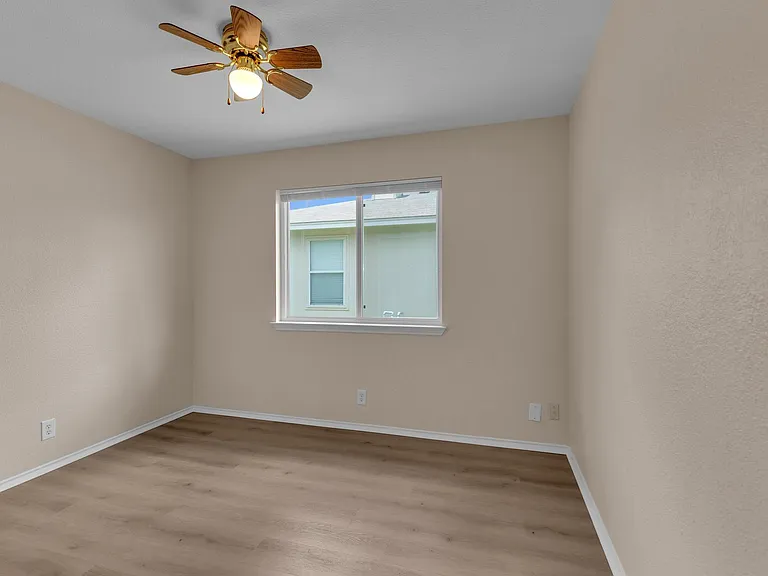 111 David Dr — Photo 13