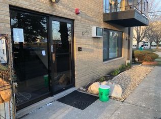 9814 Sayre Ave APT 104, Chicago Ridge, IL 60415