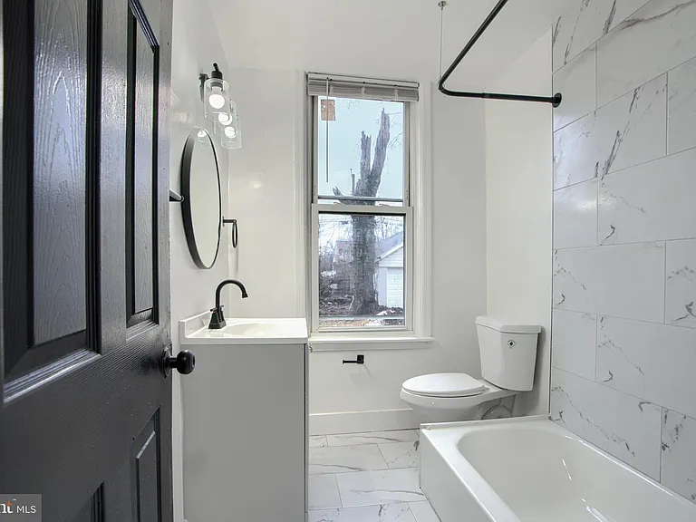 3807 Fleetwood Ave #1 — Photo 17