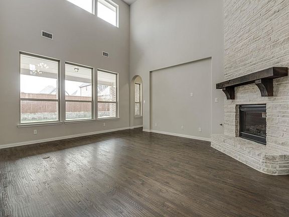 5th image of 6909 Humboldt Pl