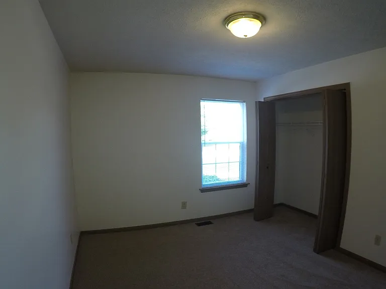 2911-2915 Horizon Dr. — Photo 10