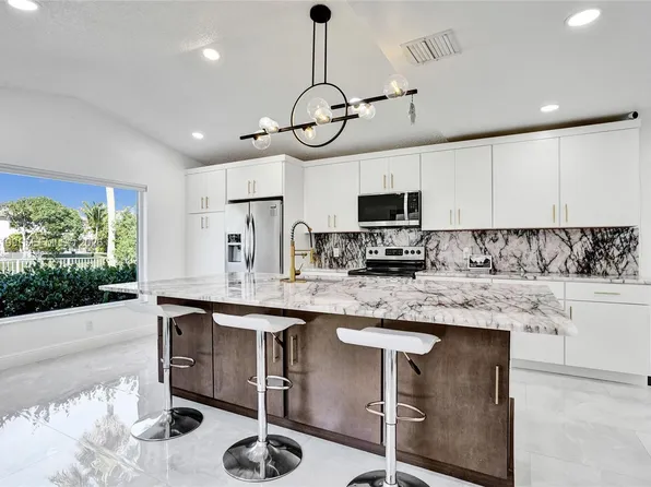 5380 NW 117th Ave, Coral Springs, FL 33076