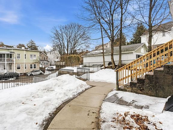 3rd image of 34 Cottage St