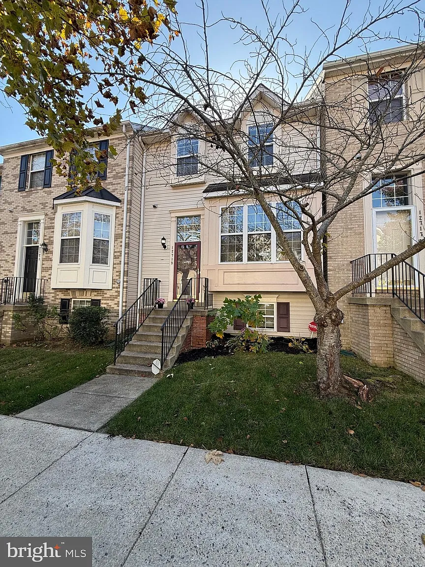 12719 New Town Way photo 1