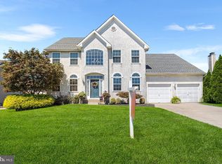 4 Lexington Park Rd, Erial, NJ 08081