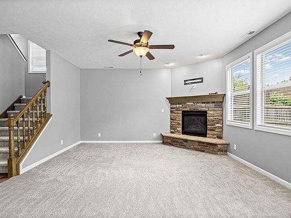 4th image of 90 Chattan Dr