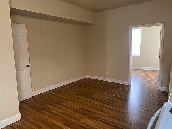 3rd image of 2004 Missouri Ave #2004