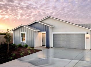 2056 Madalyn Ave, Tulare, CA 93274