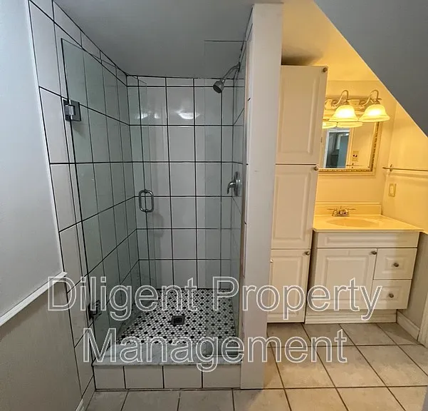 642 Bolivar St #MAIN FLOOR — Photo 53