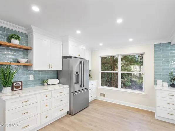 28 Tulip Court, Howell, NJ 07731