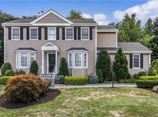 2905 Farm Walk Rd, Yorktown Heights, NY 10598