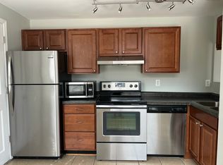 211-3 W 9th St, Cincinnati, OH 45202