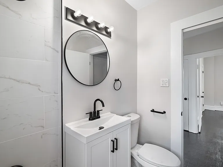 2373 Euclid Heights Blvd #4 — Photo 34