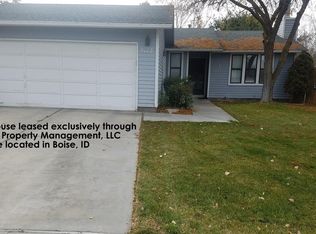 2117 N Kenmere Dr, Meridian, ID 83646