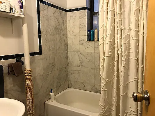 Rented by Friedman Roth Realty | media 17