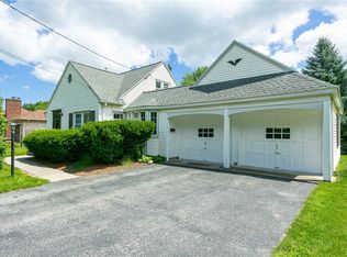 260 Buckman Rd, Rochester, NY 14615