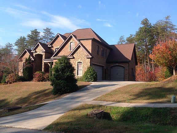 3rd image of 7650 Henson Forest Dr