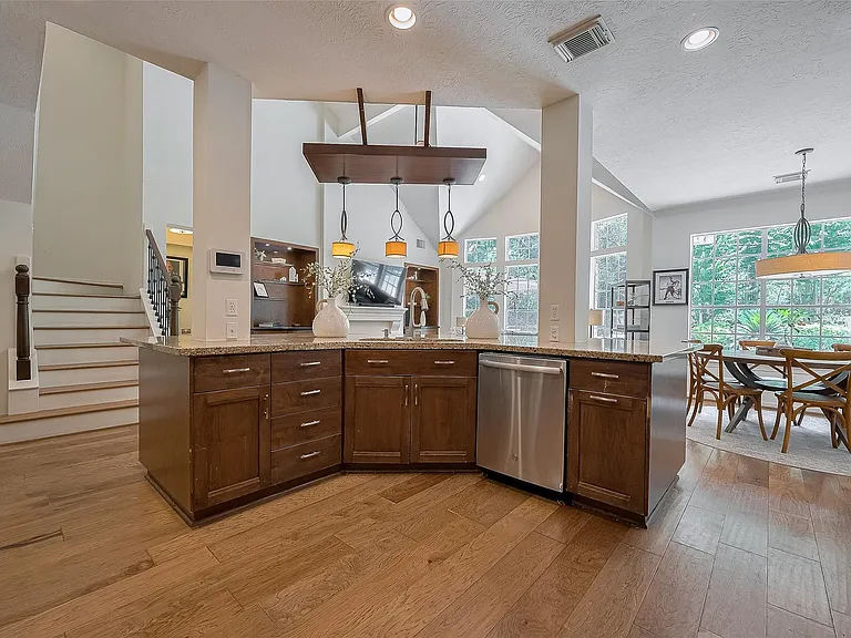 7 Peaceful Canyon Ct — Photo 18