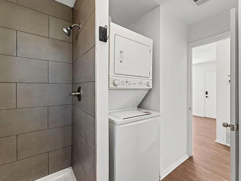 3906-04 Booth St #3906R — Photo 18