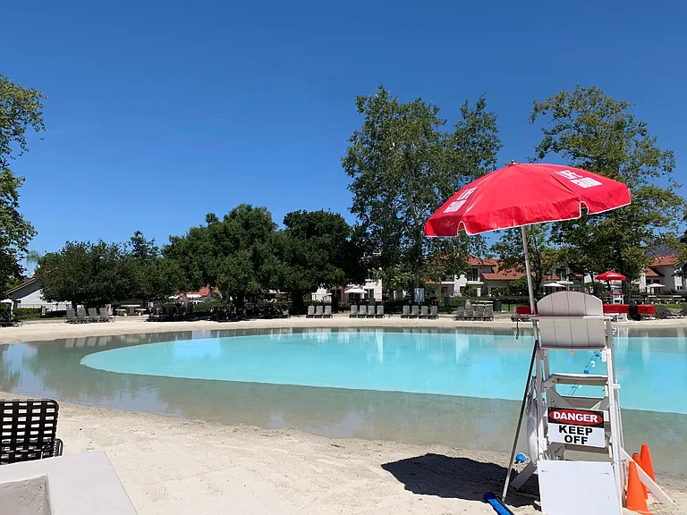 HOA Lago Santa Margarita Beach Club with with complementary WiFi and BBQ.