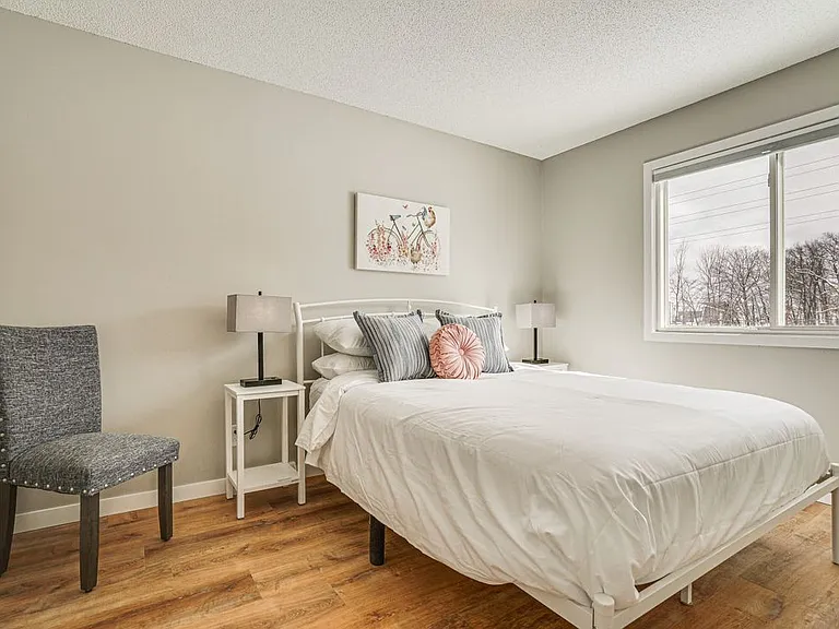 11802 Lexington Ave NE — Photo 19
