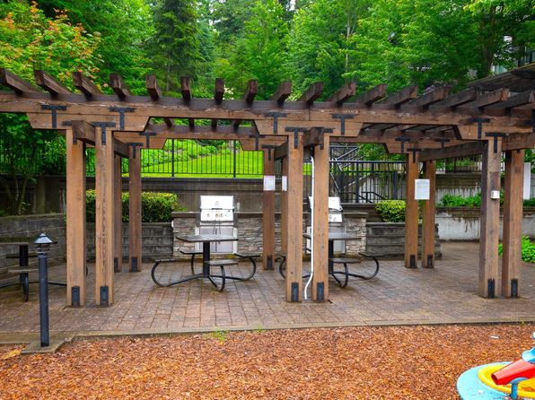 2 bedroom rental in Burnaby — photo 15