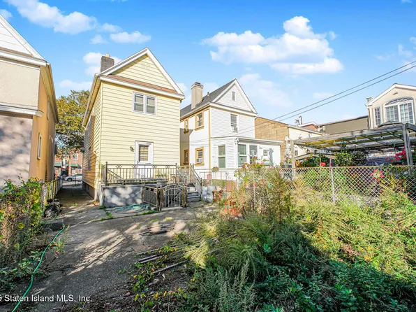 2215 W 6th St, Brooklyn, NY 11223