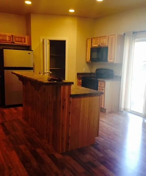 7858 Susans Cir #LOWERLEVEL — Photo 1