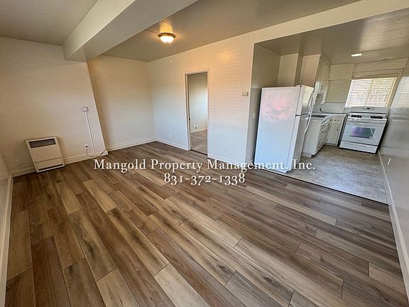 3rd image of 1292 La Jolla Ave APT C
