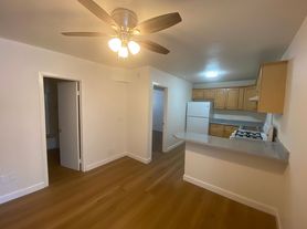 3857 - 3863 35th Street