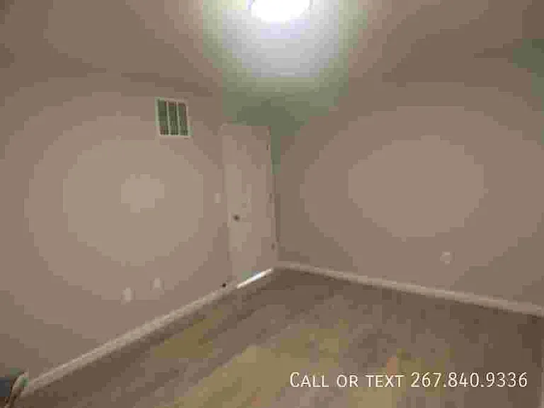 4 Columbia Ave #1DOWN — Photo 3
