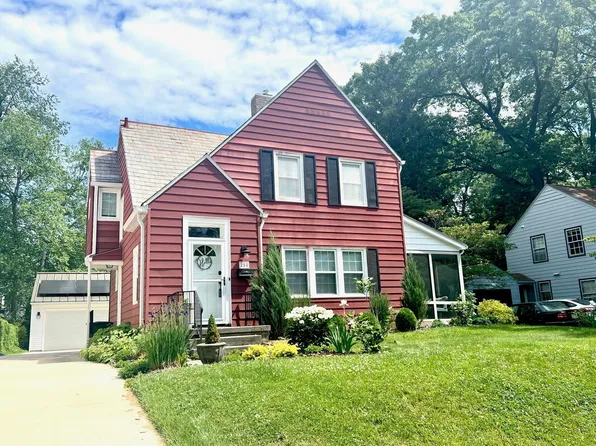 258 E Como Ave, Columbus, OH 43202