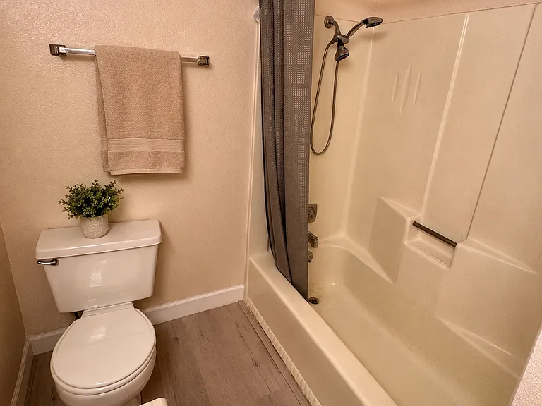 S Quailbrook Dr — Photo 15