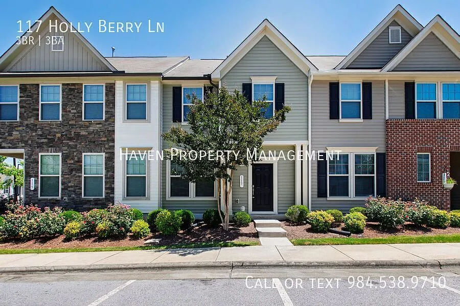 117 Holly Berry Ln