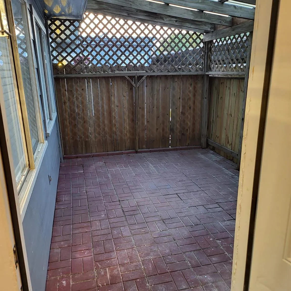3 bed, 2.5 bath, 1738 sqft, $1,950 — Photo 4