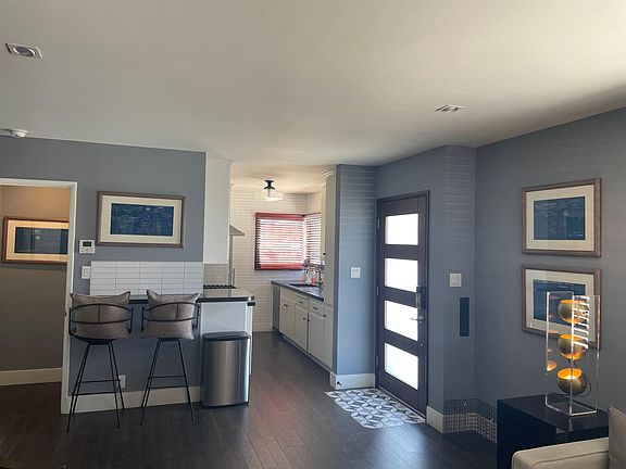 2nd image of 5577 E Ocean Blvd