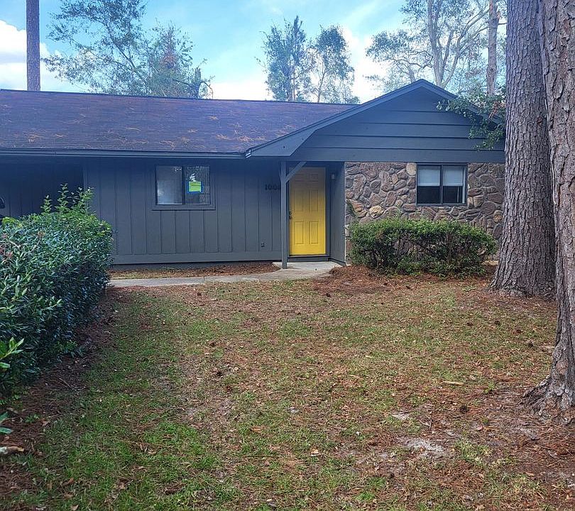 1st image of 1006 Pineview Dr