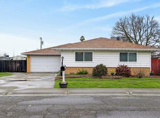 8405 Fernando Way, Elverta, CA 95626