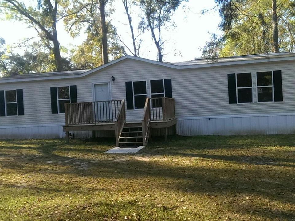 1st image of 132 Bonaire Cir S