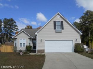 804 Pebble Ridge Ct, Fayetteville, NC 28311