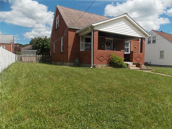 3rd image of 2654 Lenz Ave