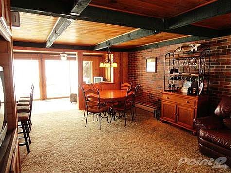 Spacious Condo on Main Floor