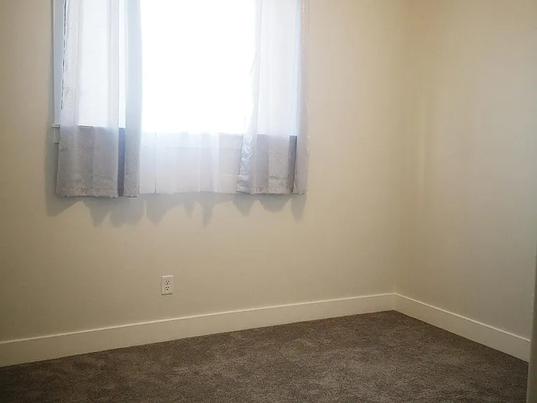 3384 E Bluewater Dr — Photo 7
